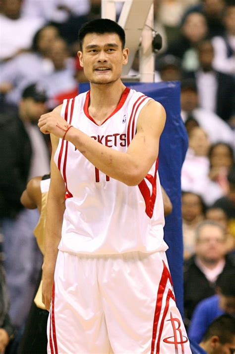 Yao Ming’s Height, Age, Net Worth & Biography